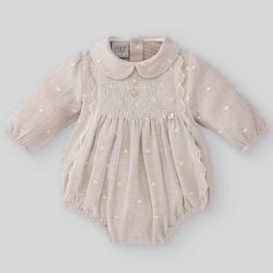 PELELE CORTO ORGANZA BORDADA "OPERA"